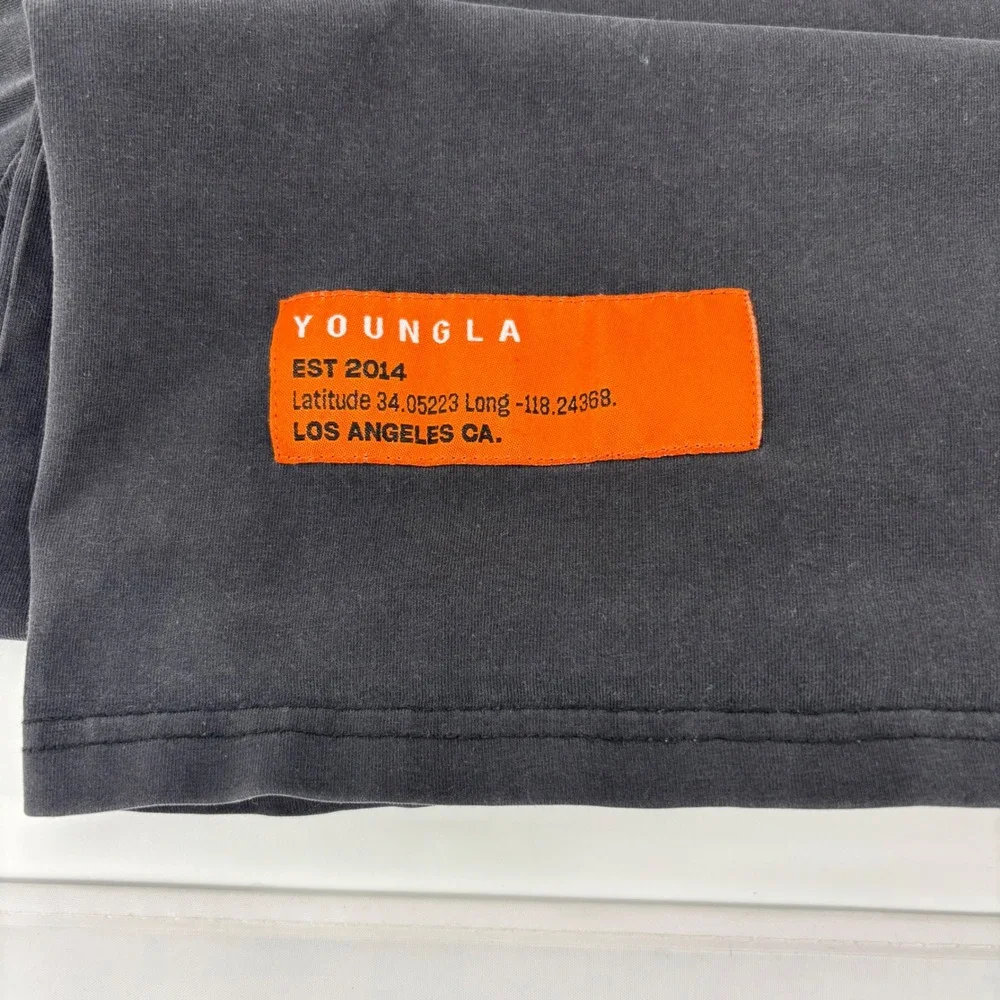 YoungLA Graphic T-Shirt Mens Small Black Excellent Pantone Graffiti Boxy Fit - Picture 3 of 7